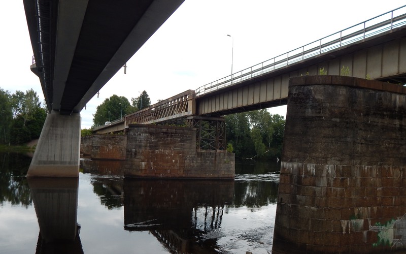 Järnvägsbron/Brogårdsbron 