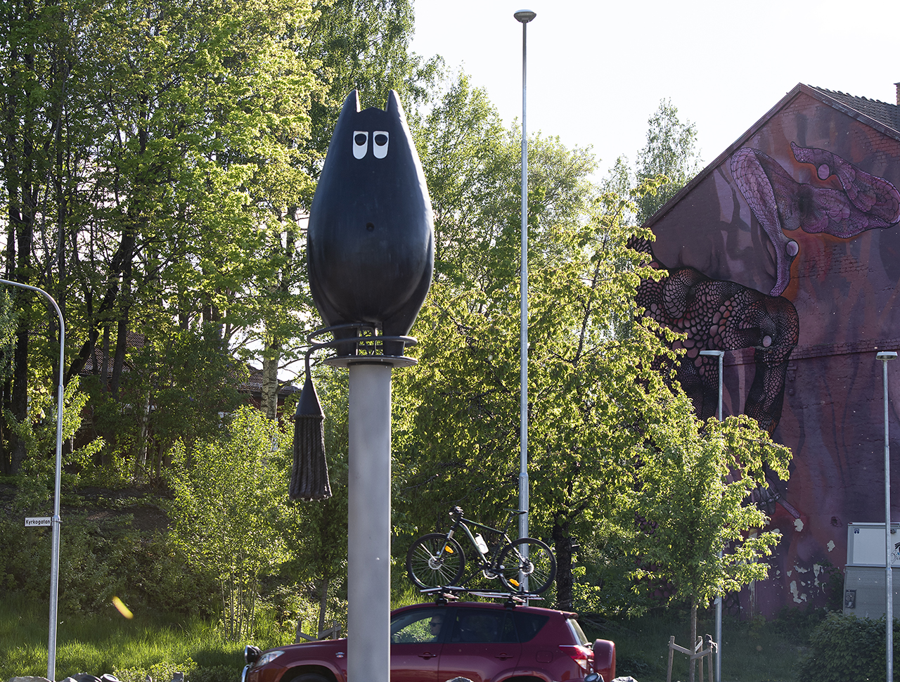 Mörksuggan i rondell