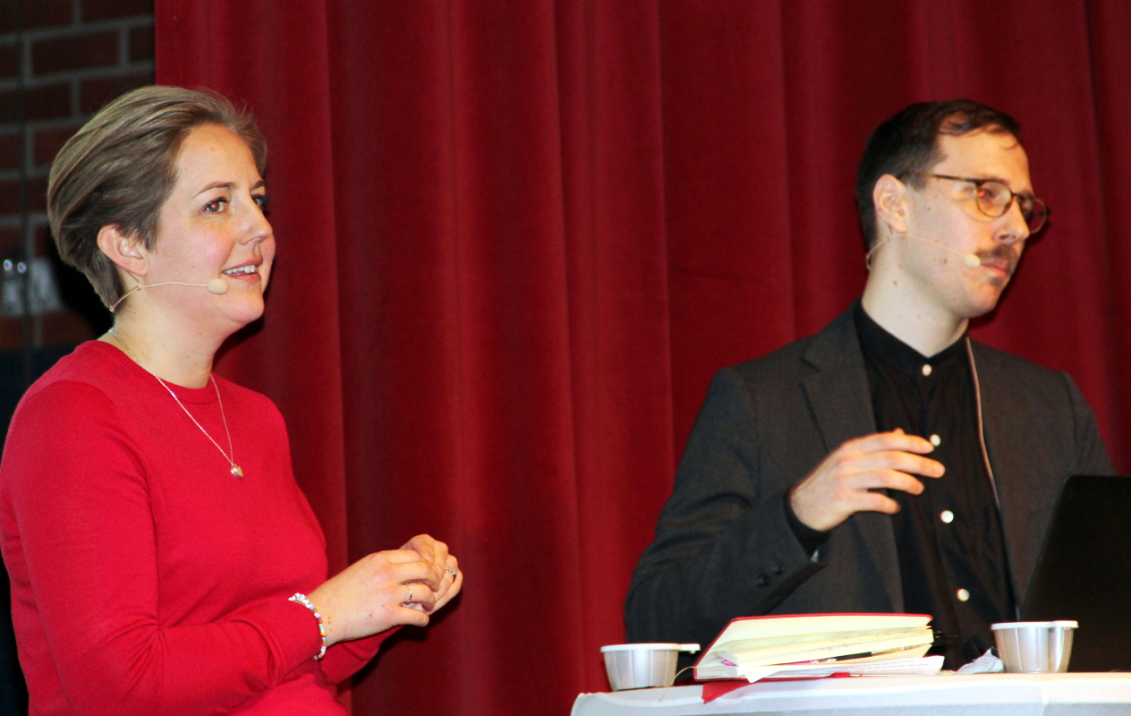 Googles samhällspolitiske chef Sara Övreby och WSP:s Anders Bergman redogjorde för arbetet med Googles miljökonsekvensutredning.