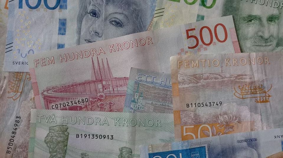 En hög med svenska pengar
